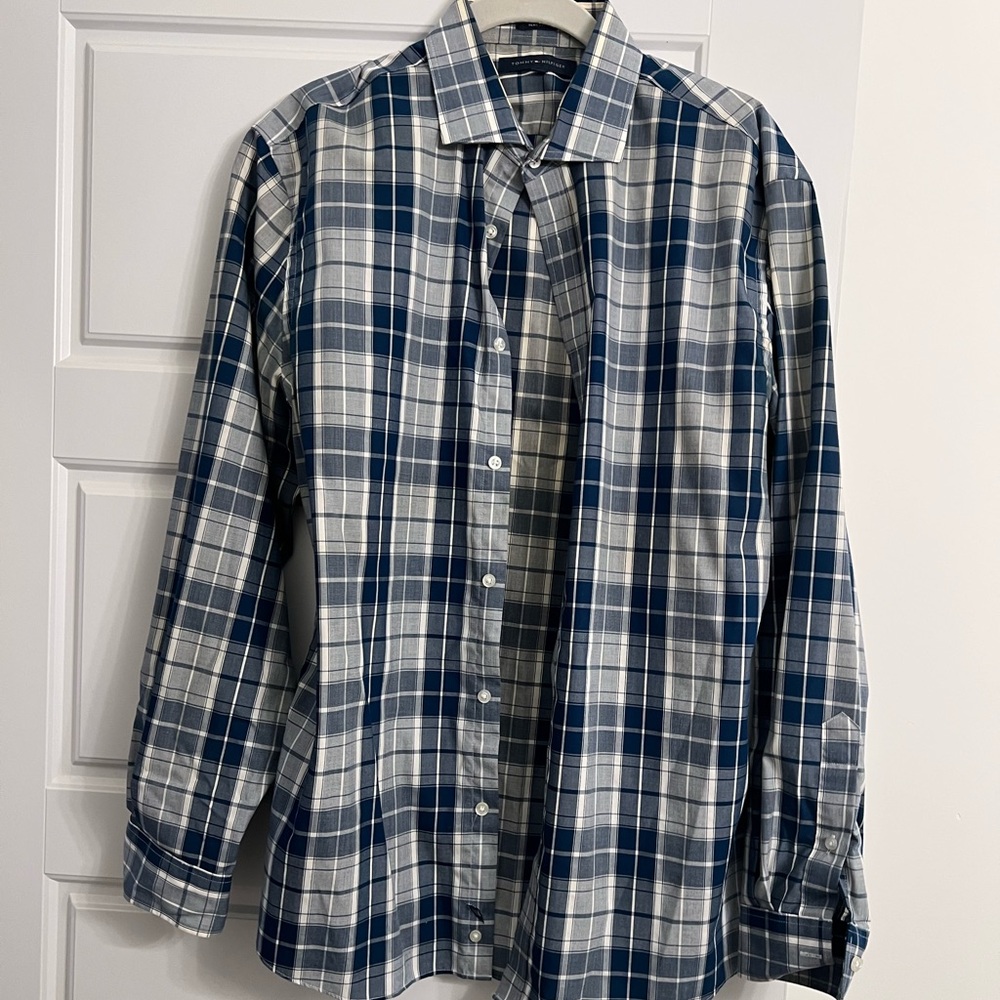 NWOT Tommy Hilfiger blue cream plaid button down 15.5 32-33